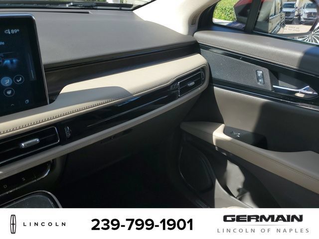 Certified 2022 Lincoln Nautilus Reserve AWD/4WD image 36