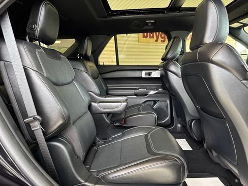 Used 2020 Ford Explorer ST w/ Premium Technology Package AWD/4WD image 28