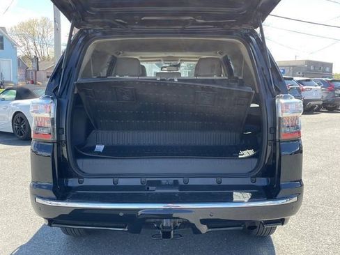 Used 2023 Toyota 4Runner Limited AWD/4WD image 18