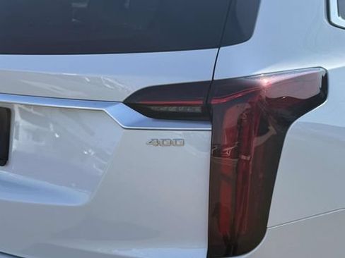Used 2024 Cadillac XT6 Premium Luxury AWD/4WD image 6