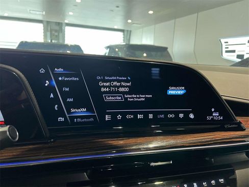 Certified 2024 Cadillac Escalade Premium Luxury image 28
