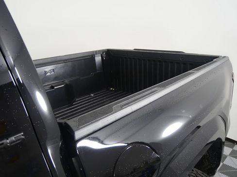 Used 2024 Toyota Tacoma SR5 w/ SR5 Upgrade Package image 10