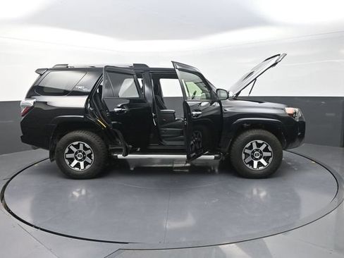 Certified 2018 Toyota 4Runner TRD Off-Road w/ Wilderness Package AWD/4WD image 46