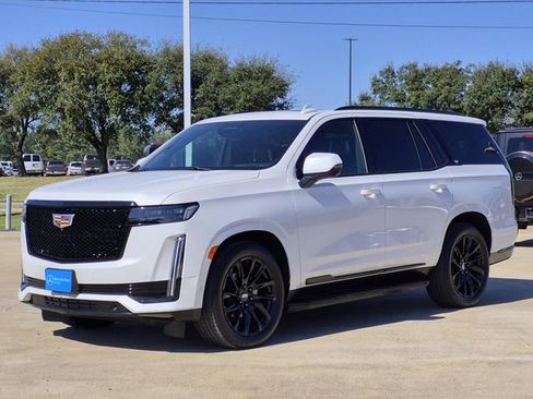 Used 2021 Cadillac Escalade Sport Platinum image 3