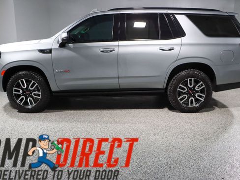 Used 2023 GMC Yukon AT4 AWD/4WD image 10