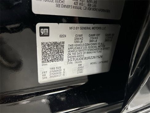 Used 2024 GMC Sierra 1500 SLT w/ SLT Premium Plus Package image 34