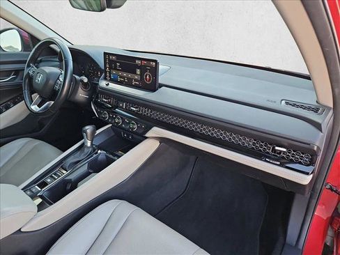 Used 2023 Honda Accord Touring image 22