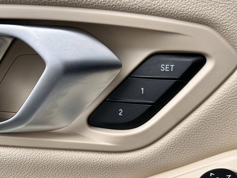 New 2026 BMW 330i Sedan w/ Premium Package image 18