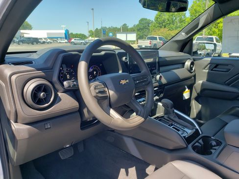 New 2026 Chevrolet Colorado W/T w/ WT Custom Package RWD image 18