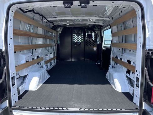 Certified 2025 Ford Transit 250 Low Roof w/ Exterior Upgrade Package RWD image 9