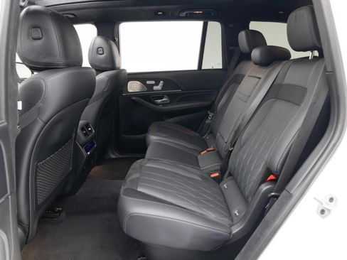 Used 2023 Mercedes-Benz GLS 63 AMG 4MATIC image 38