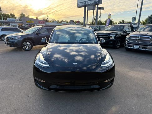 Used 2022 Tesla Model Y Long Range AWD/4WD image 4