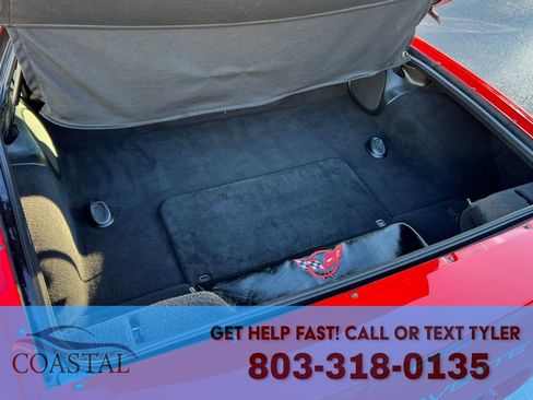 Used 2004 Chevrolet Corvette Coupe w/ Preferred Equipment Group image 14