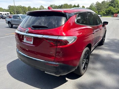 Used 2024 Buick Enclave Essence w/ Sport Touring Edition FWD image 5