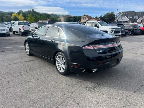 Used 2014 Lincoln MKZ FWD image 11