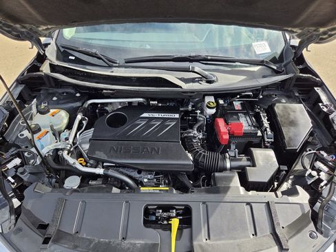 Used 2025 Nissan Rogue SV FWD image 30