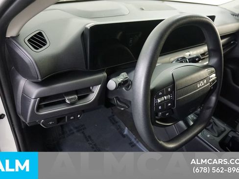 Used 2025 Kia K4 FWD image 27
