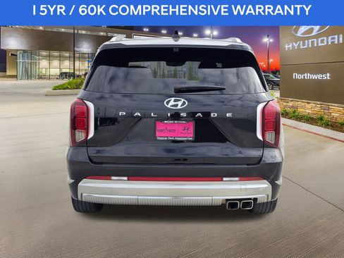 Used 2023 Hyundai Palisade Calligraphy w/ Cargo Package image 8