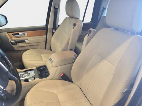 Used 2014 Land Rover LR4 AWD/4WD image 18