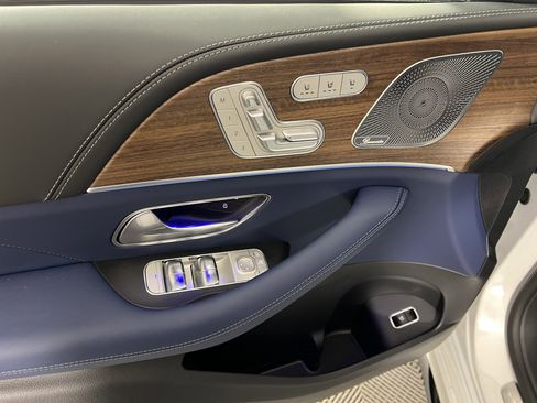 New 2026 Mercedes-Benz GLE 63 AMG S image 19