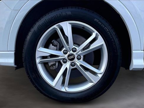 Used 2022 Audi Q3 2.0T Premium Plus w/ Premium Plus Package image 9