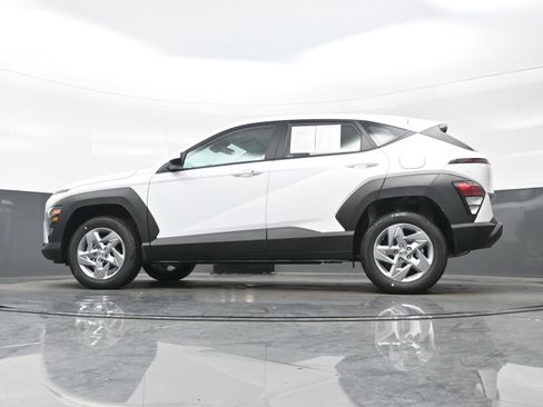 Certified 2026 Hyundai Kona SE image 31