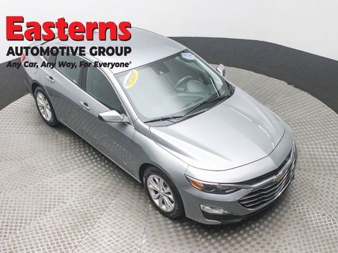 Used 2024 Chevrolet Malibu LT image 3
