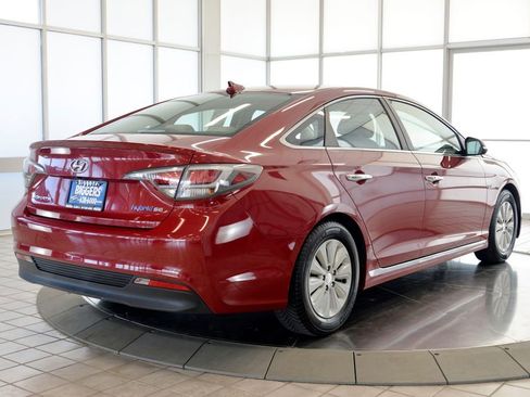 Used 2016 Hyundai Sonata SE FWD image 8