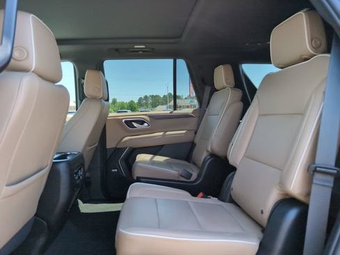 Used 2023 Chevrolet Tahoe Premier AWD/4WD image 29