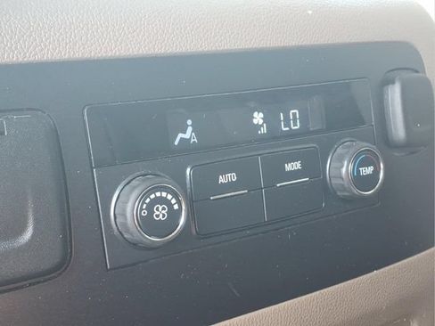 Used 2017 Chevrolet Tahoe LS RWD image 21
