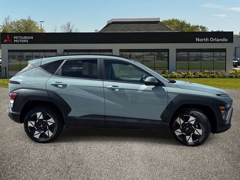 Used 2024 Hyundai Kona SEL AWD/4WD image 6
