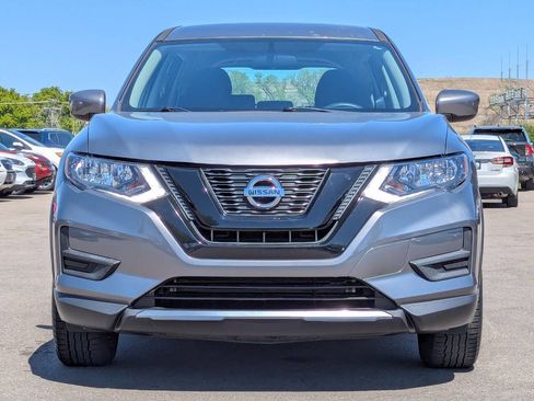 Used 2017 Nissan Rogue S AWD/4WD image 6