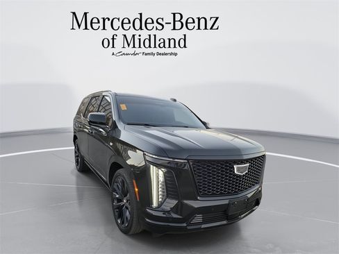 Used 2025 Cadillac Escalade Sport Platinum w/ LPO, ONYX Package image 1