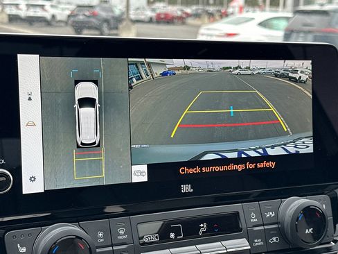 Used 2025 Toyota Grand Highlander AWD Hybrid image 20