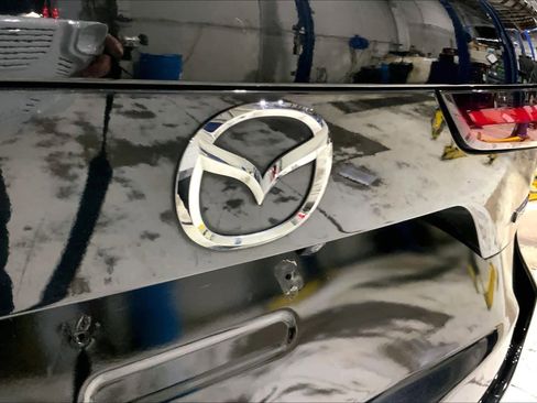 Used 2024 MAZDA CX-90 3.3 Turbo w/ Select Package image 9