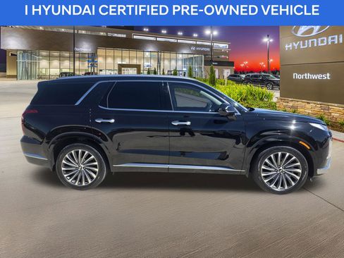 Used 2024 Hyundai Palisade Calligraphy image 6