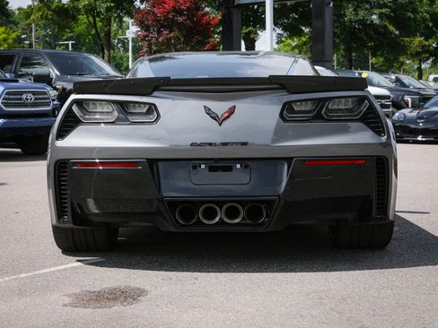Used 2016 Chevrolet Corvette Z06 w/ 2LZ Preferred Equipment Group RWD image 9