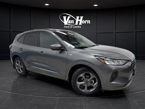 Used 2023 Ford Escape ST-Line Select image 1