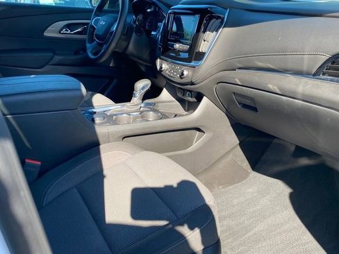 Certified 2023 Chevrolet Traverse LT image 7