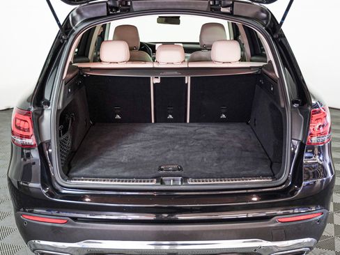 Certified 2022 Mercedes-Benz GLC 300 image 6