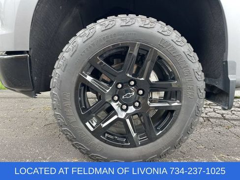 Used 2024 Chevrolet Silverado 1500 LT Trail Boss w/ LT Trail Boss Premium Package AWD/4WD image 32