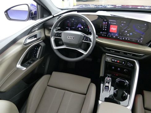 New 2025 Audi Q5 Premium Plus image 10