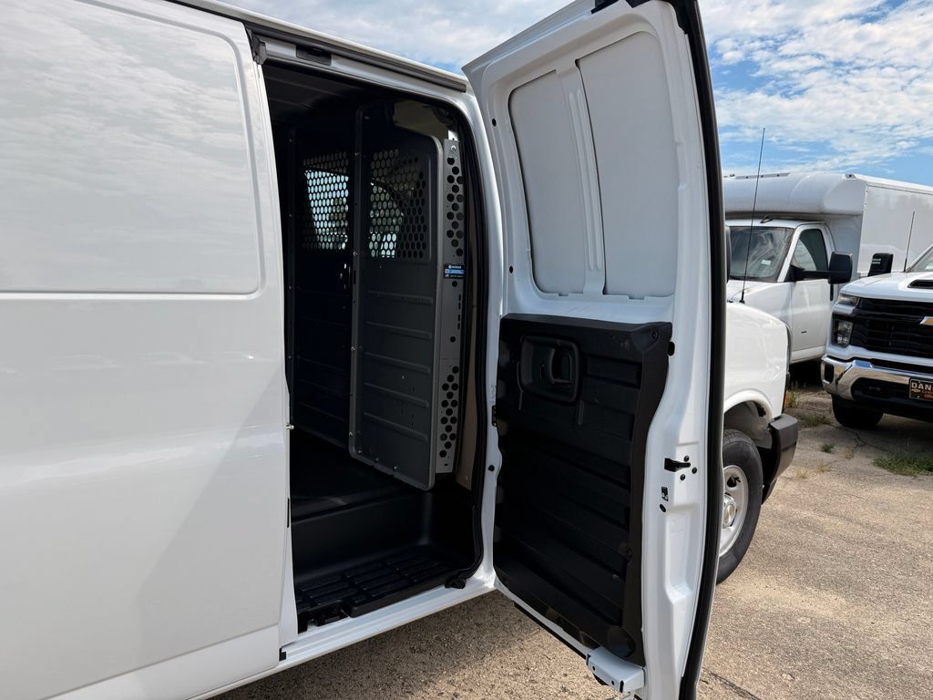 New 2026 Chevrolet Express 2500 w/ Driver Convenience Package RWD image 14