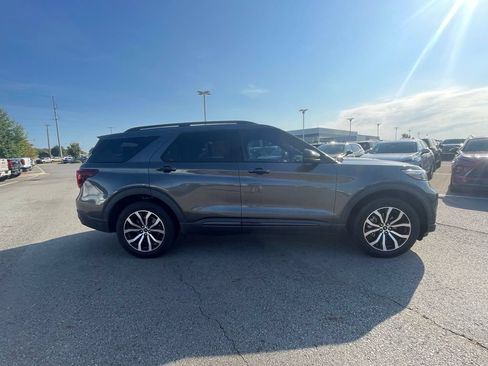 Used 2020 Ford Explorer ST AWD/4WD image 3