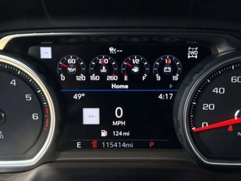 Used 2021 Chevrolet Tahoe Premier w/ Premium Package AWD/4WD image 10