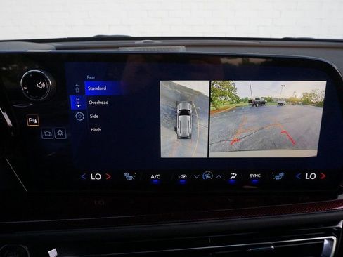 New 2026 Chevrolet Traverse Z71 w/ Enhanced Driving Package image 19