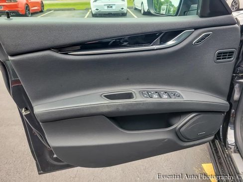 Used 2022 Maserati Ghibli Modena Q4 image 18