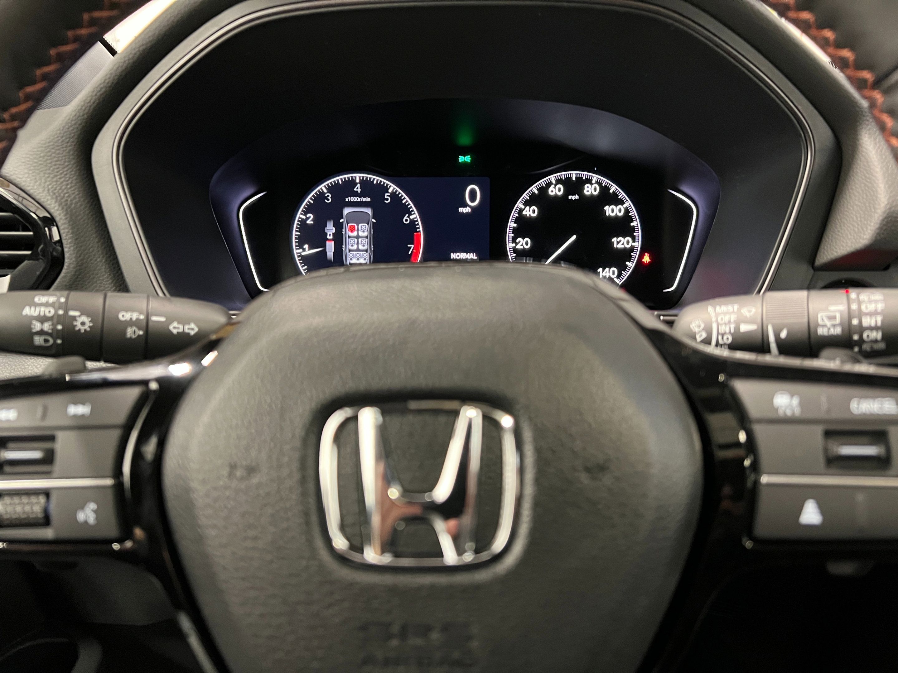 Used 2025 Honda Pilot TrailSport image 19