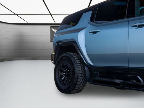 Used 2024 GMC Hummer EV 3X w/ Omega Edition AWD/4WD image 10