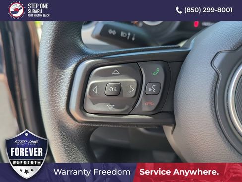 Used 2025 Jeep Gladiator Sport AWD/4WD image 22